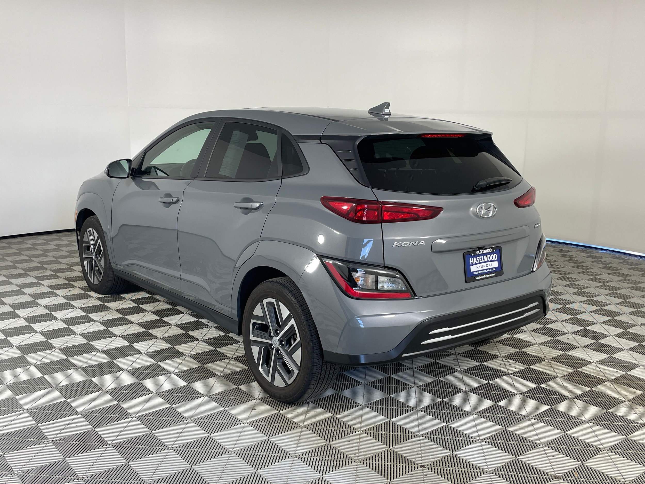2023 Hyundai Kona EV SEL - Photo 22