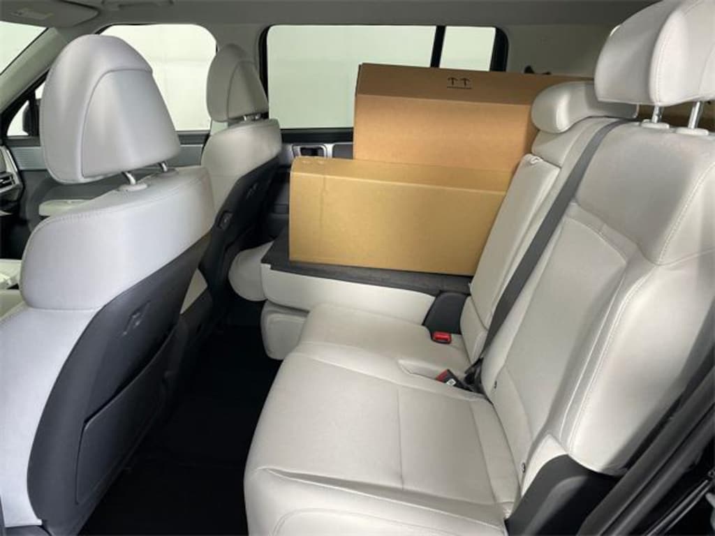 New 2026 Hyundai Santa Fe Hybrid SE SUV