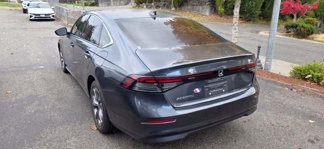 Used 2024 Honda Accord EX Sedan