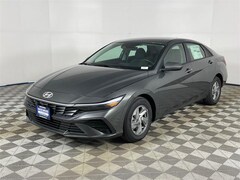 2026 Hyundai Elantra SE Sedan