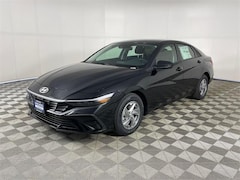 2025 Hyundai Elantra SE Sedan