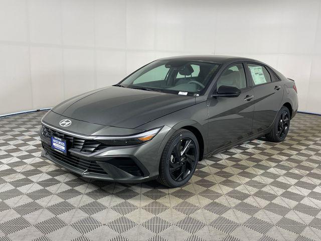 2026 Hyundai Elantra 2.0 SEL Sport IVT's photo