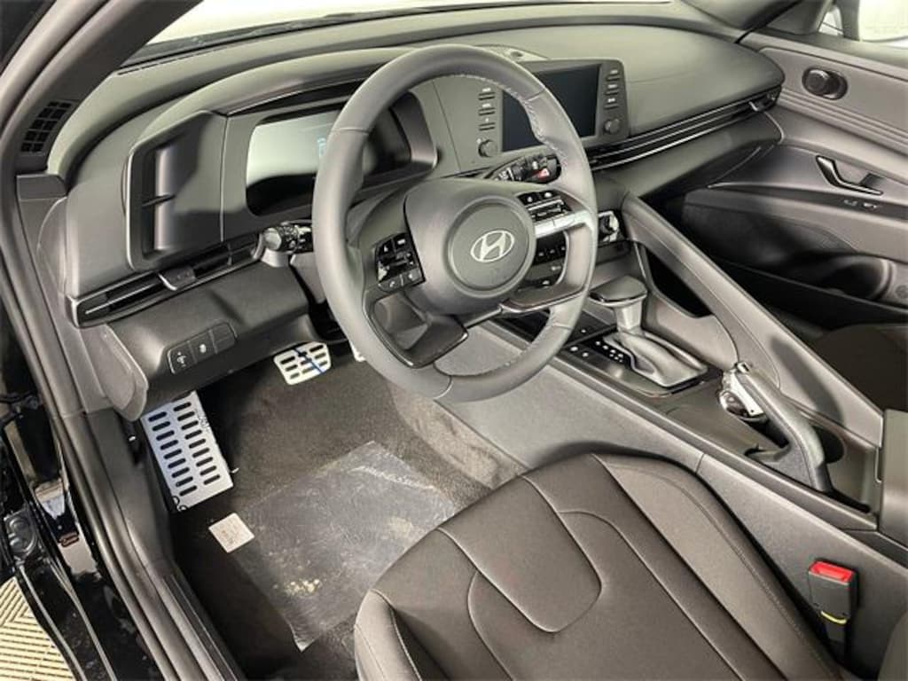 New 2026 Hyundai Elantra SEL Sport Sedan