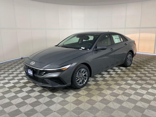 2026 Hyundai Elantra 1.6 HEV Blue's photo