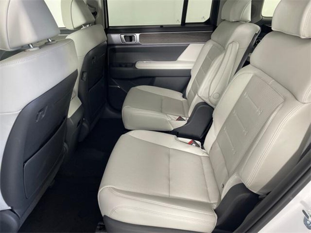 New 2026 Hyundai Santa Fe Hybrid Limited SUV