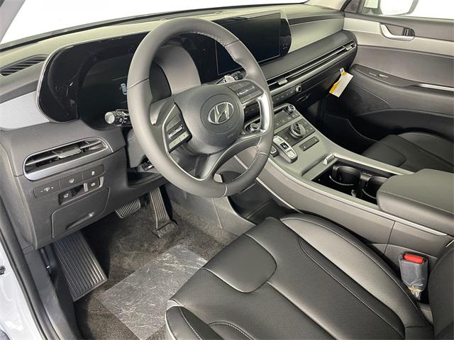 2025 Hyundai Palisade SEL photo 2
