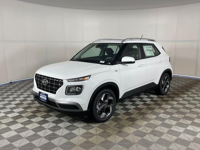 2026 Hyundai Venue SEL w/ 2-Tone Roof IVT's photo