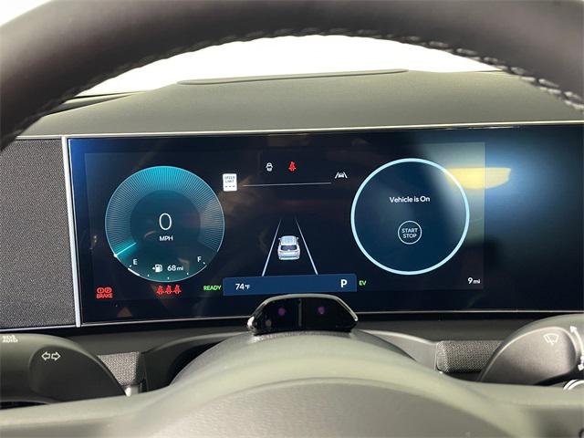 2026 Hyundai Tucson Hybrid Limited photo 3