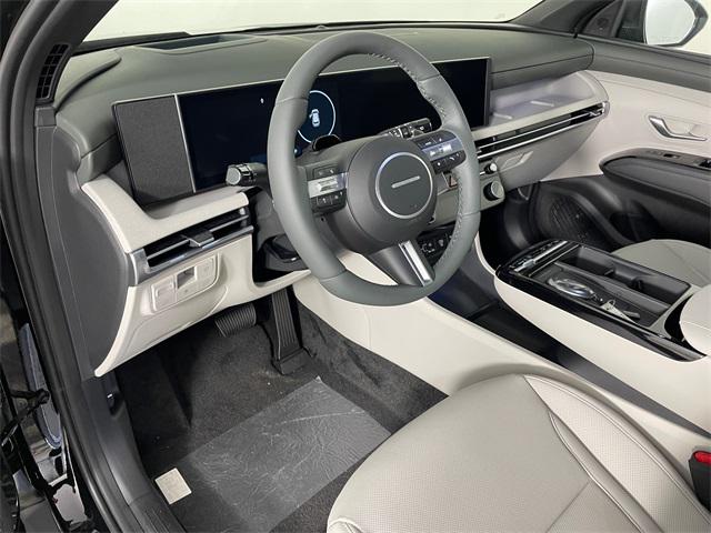 2026 Hyundai Tucson Hybrid Limited photo 2