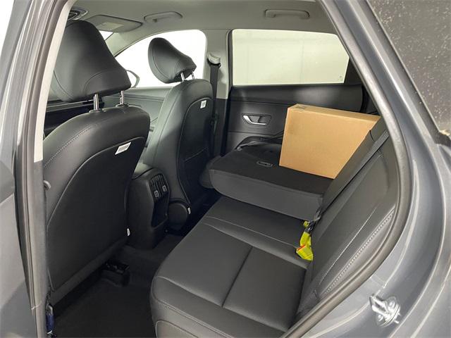 2026 Hyundai Kona SEL photo 4