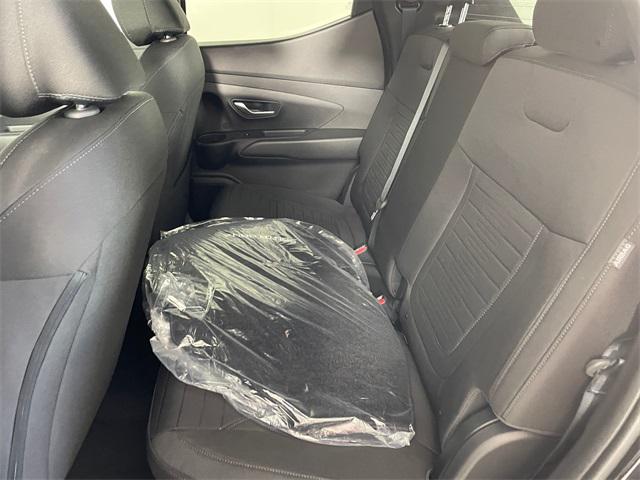 2026 Hyundai Santa Cruz SE photo 3