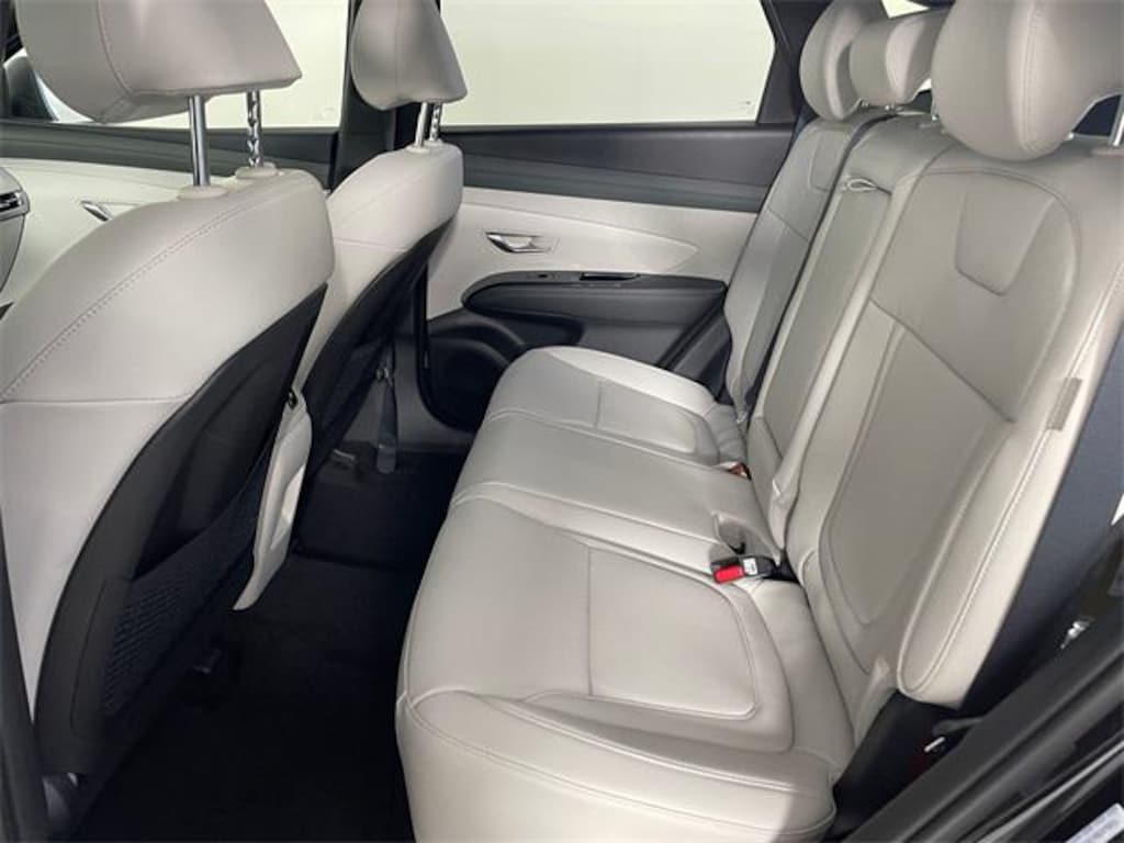 New 2025 Hyundai Tucson Hybrid Limited SUV