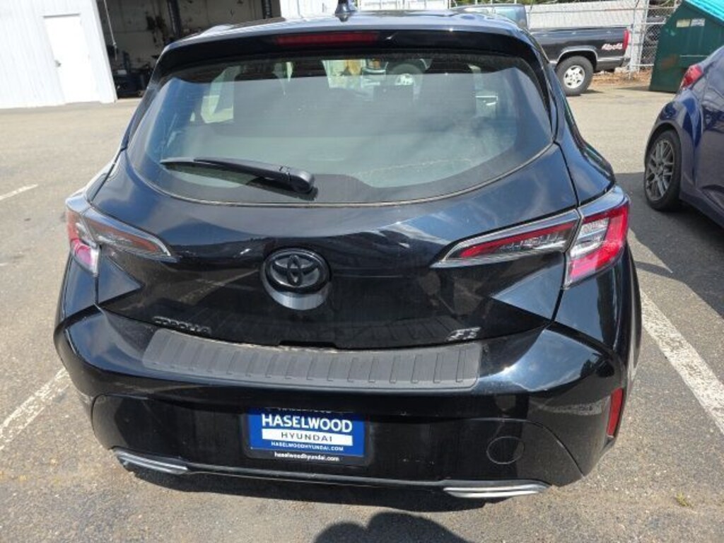 Used 2022 Toyota Corolla Hatchback SE Hatchback