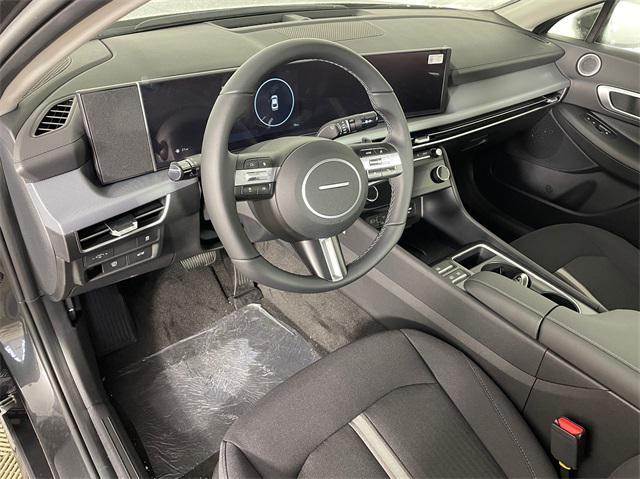 2025 Hyundai Sonata SEL Convenience photo 3