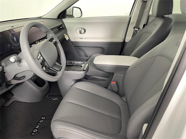 2025 Hyundai Ioniq 5 SEL photo 2