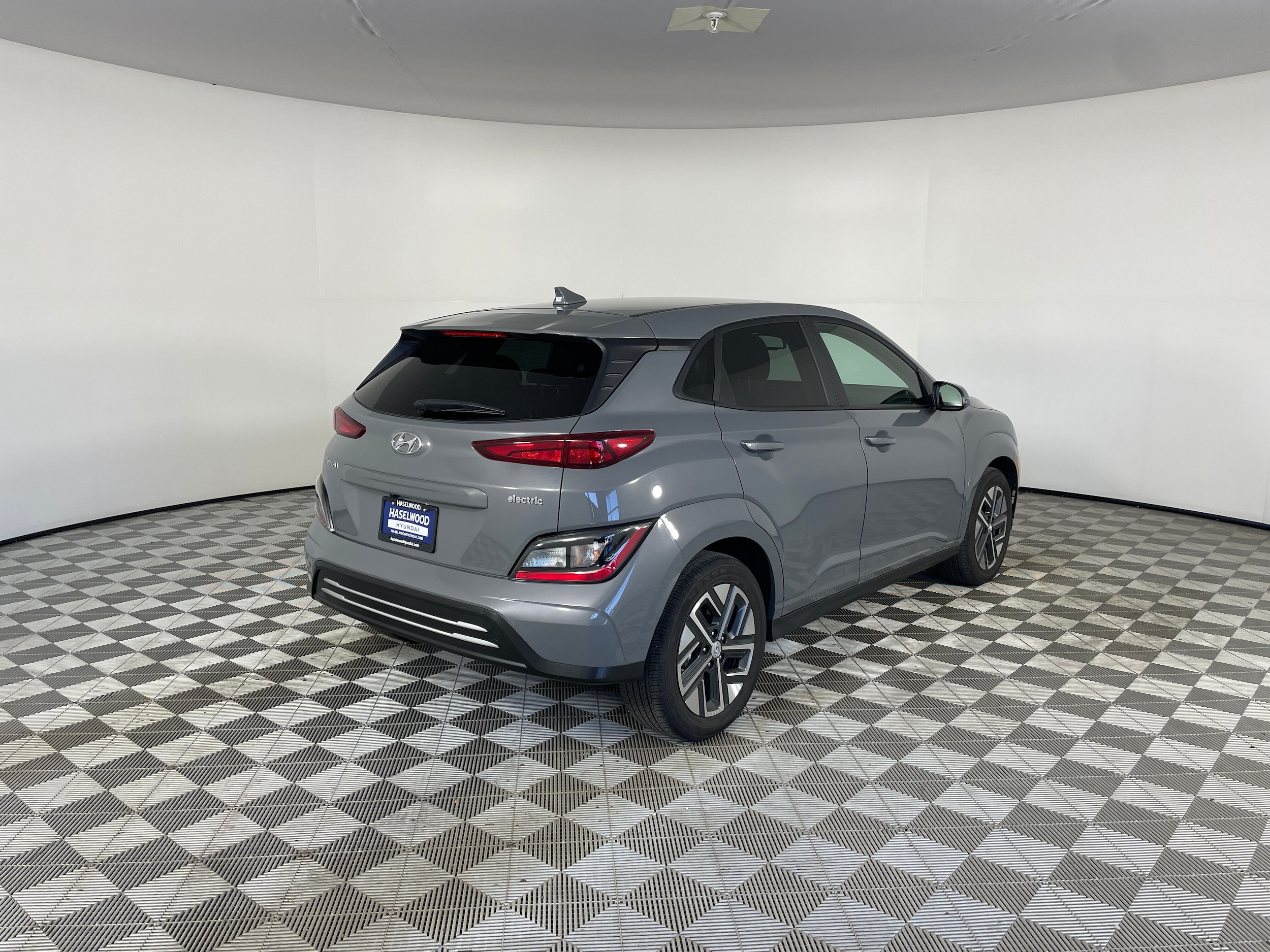 2023 Hyundai Kona EV SEL - Photo 24