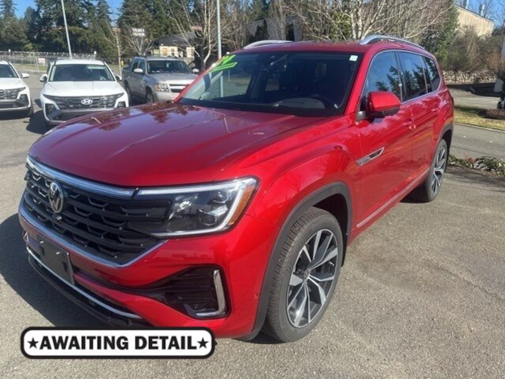 Used 2024 Volkswagen Atlas 2.0T SEL Premium R-Line SUV