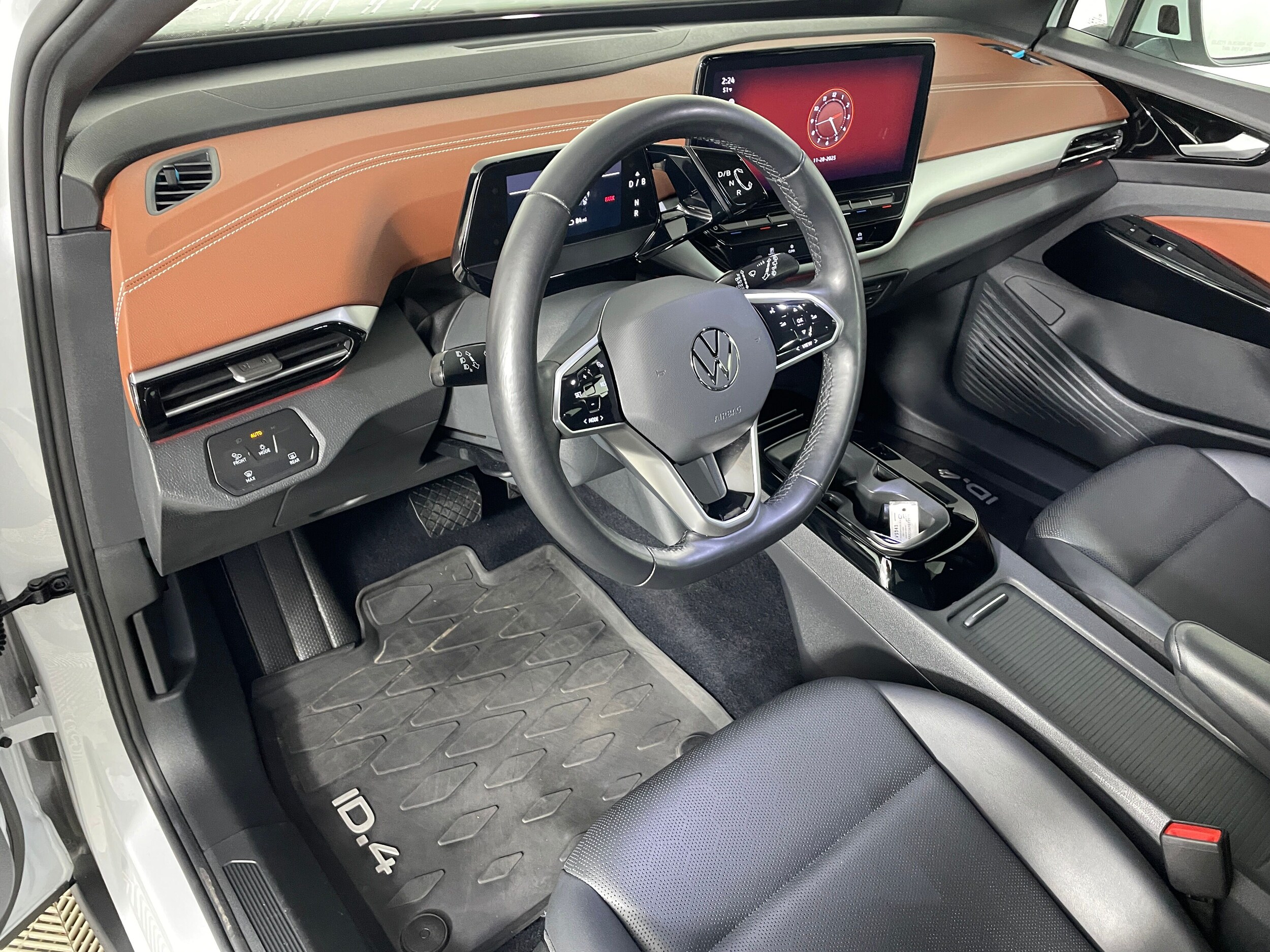 2022 Volkswagen ID.4 Pro S photo 3