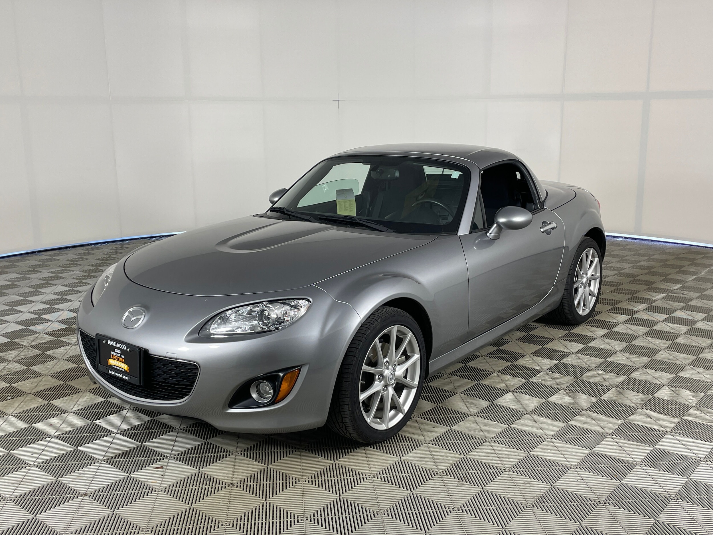 2010 Mazda MX-5 Miata's photo