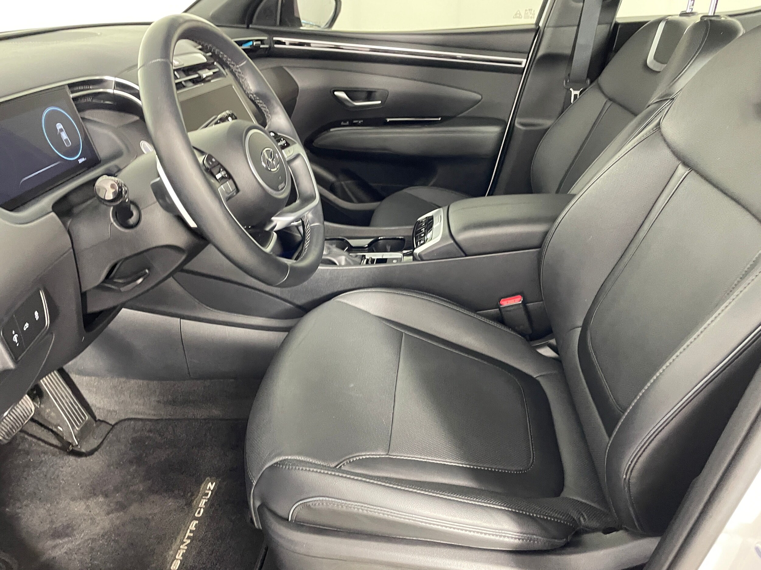 2024 Hyundai Santa Cruz Limited photo 2
