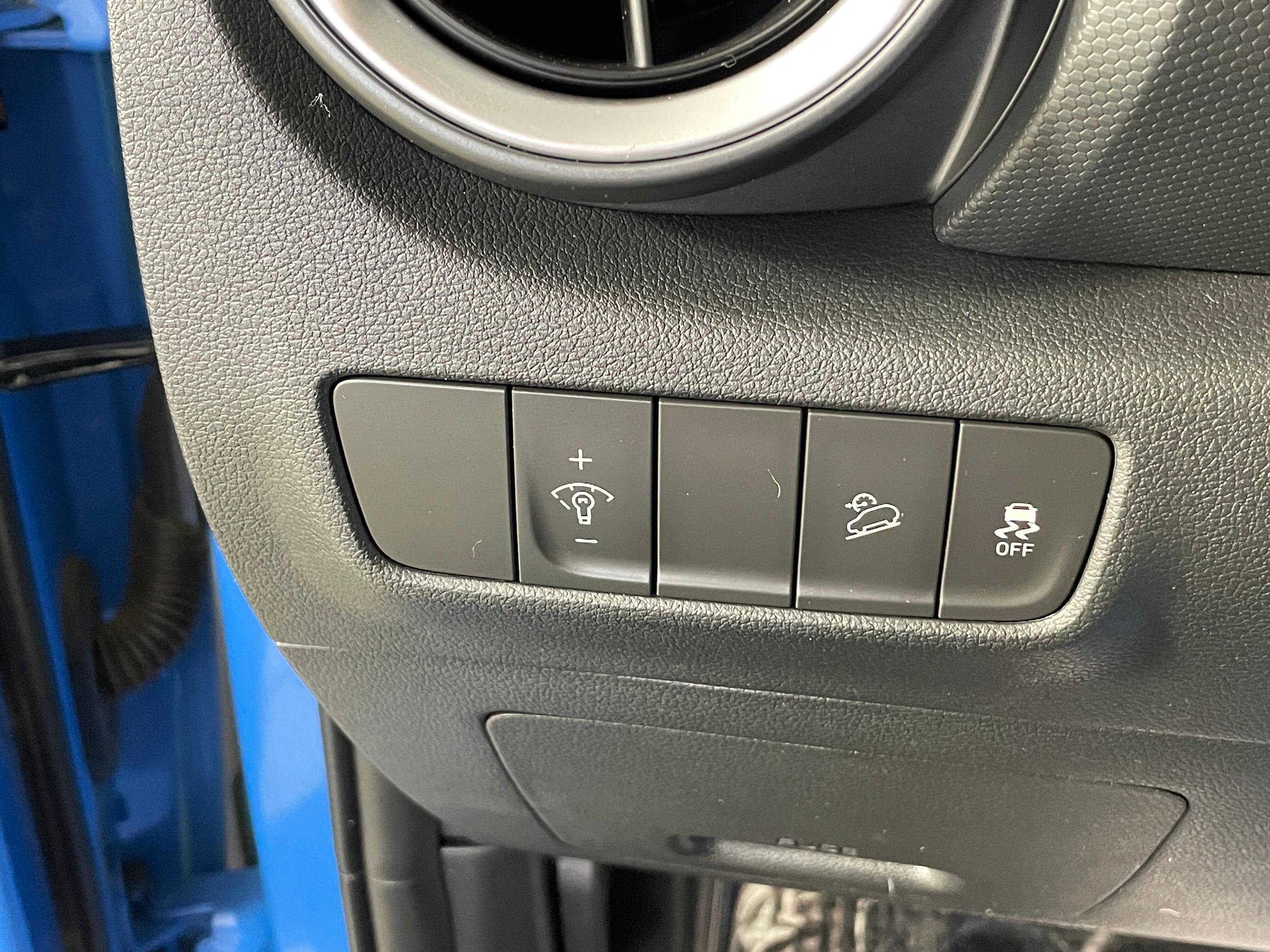 2022 Hyundai Kona SEL - Photo 15