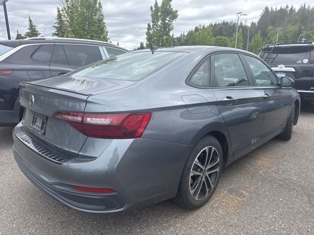 2023 Volkswagen Jetta 1.5T Sport photo 3
