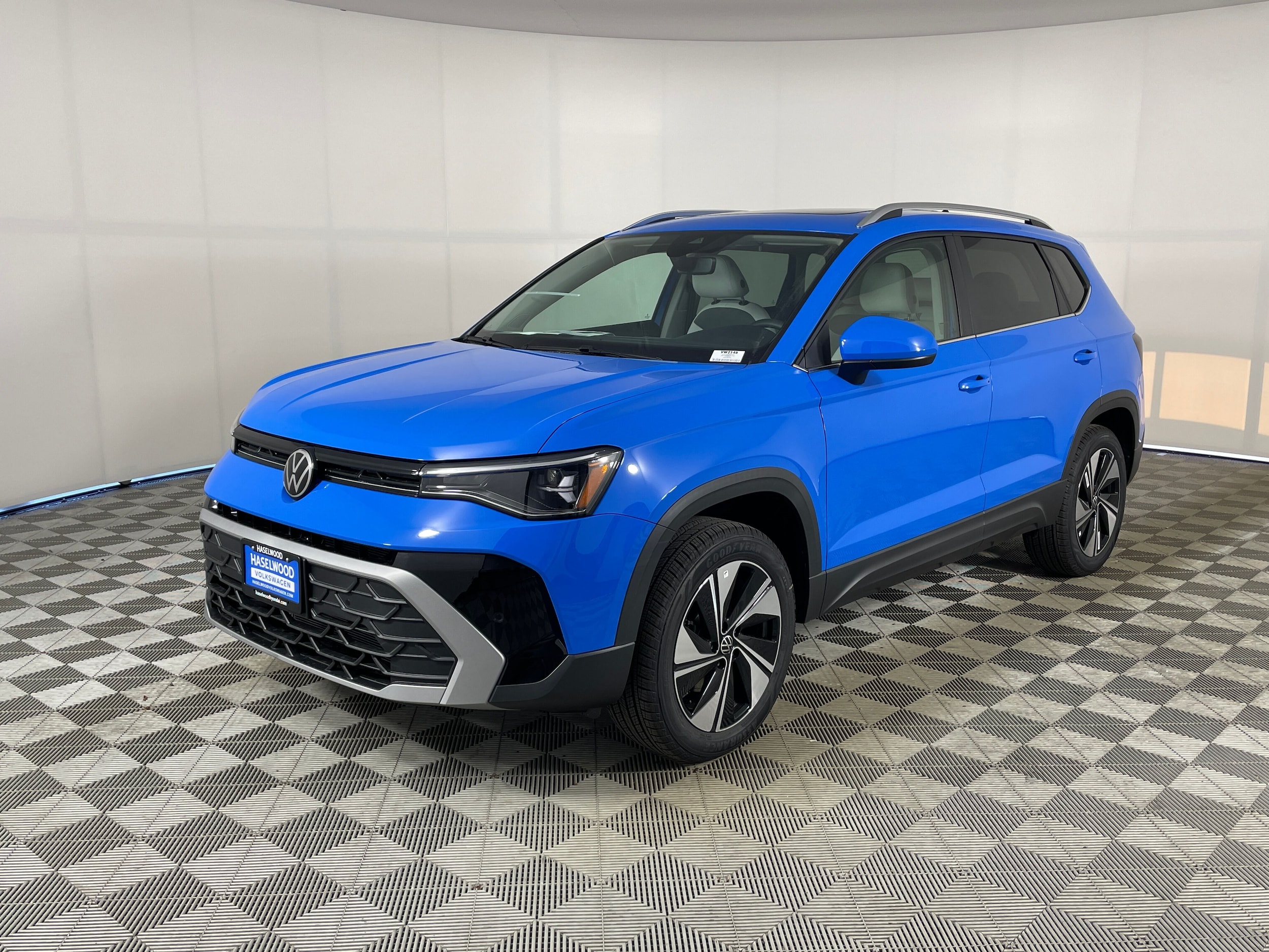 2026 Volkswagen Taos 1.5T SE 4Motion's photo