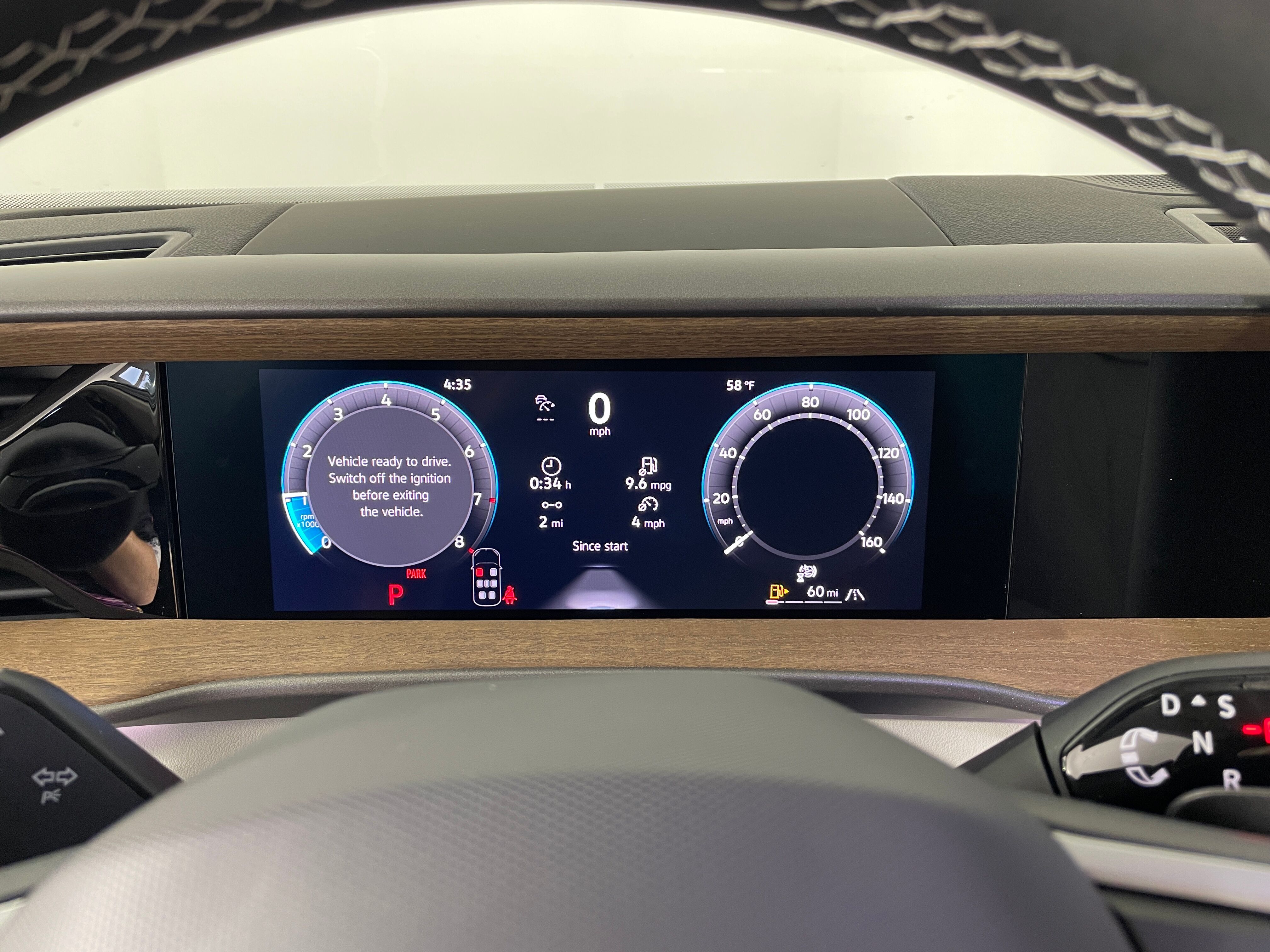 New 2027 Volkswagen Atlas SE w/Technology SUV