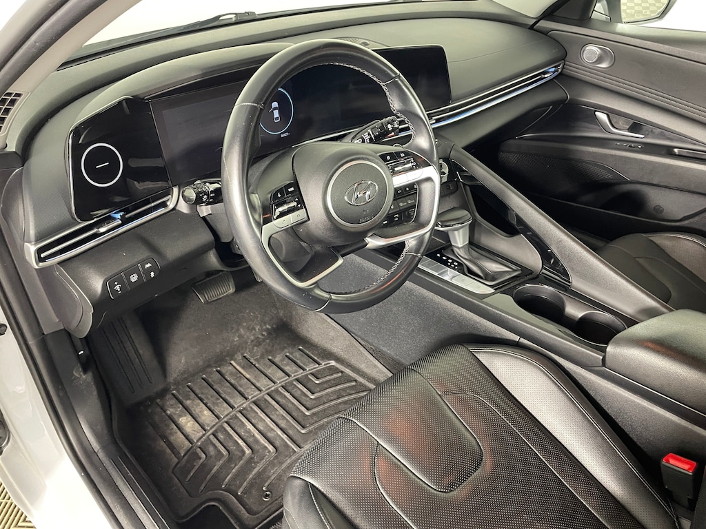 Used 2022 Hyundai Elantra Hybrid Limited Sedan