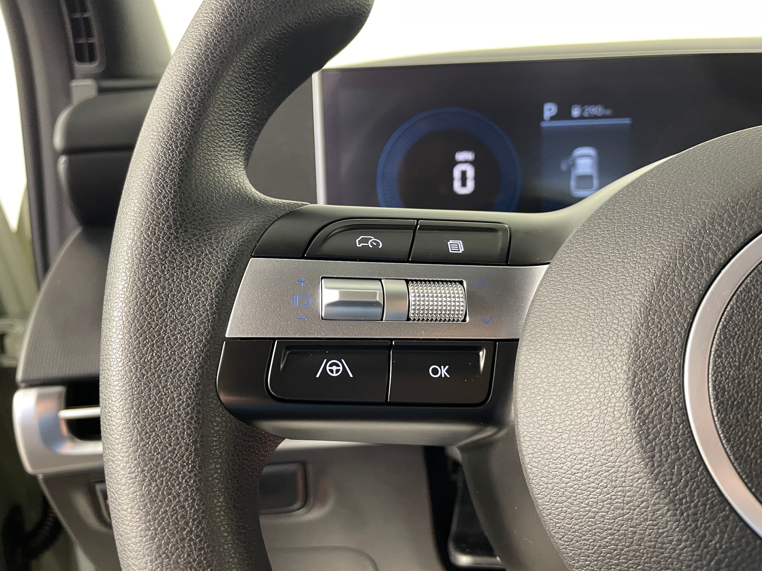 2026 Hyundai Santa Cruz SE - Photo 11
