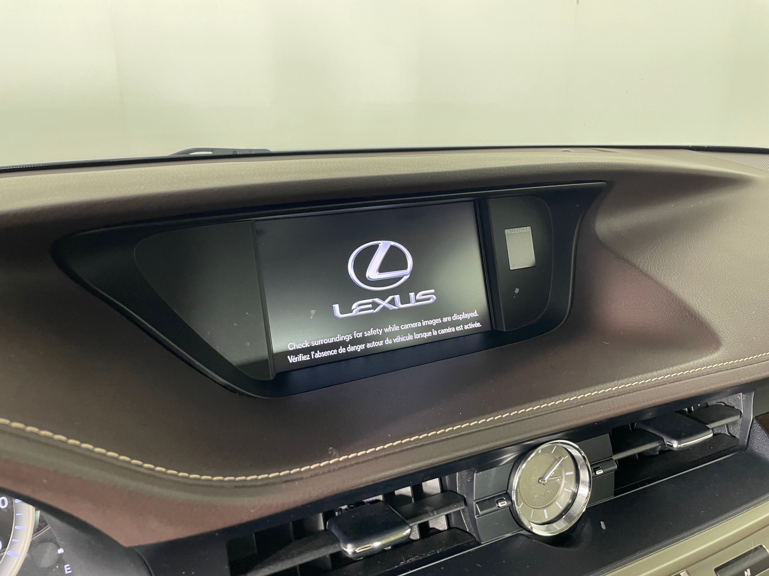 2016 LEXUS ES 350 photo 6