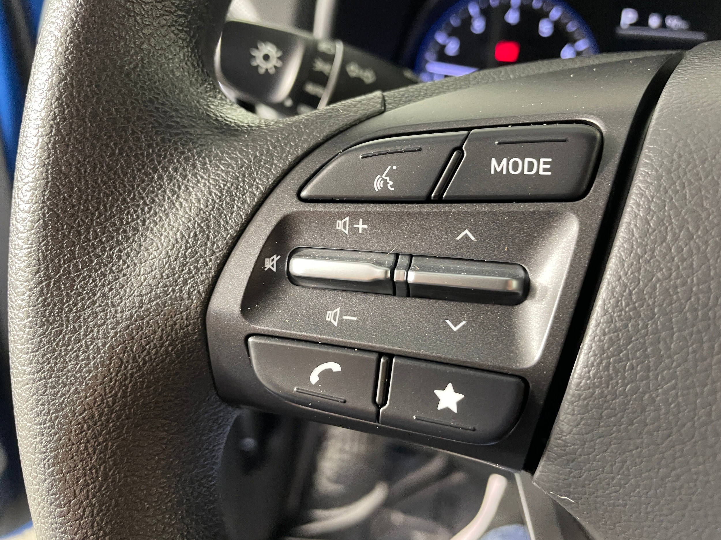 2022 Hyundai Kona SEL - Photo 12