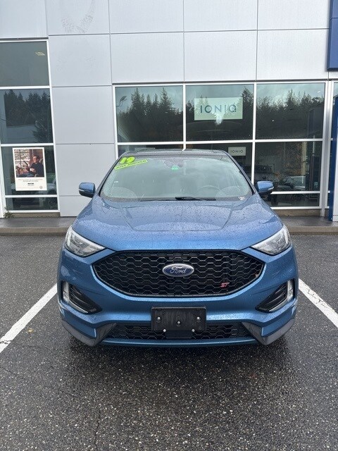 2019 Ford Edge ST photo 2