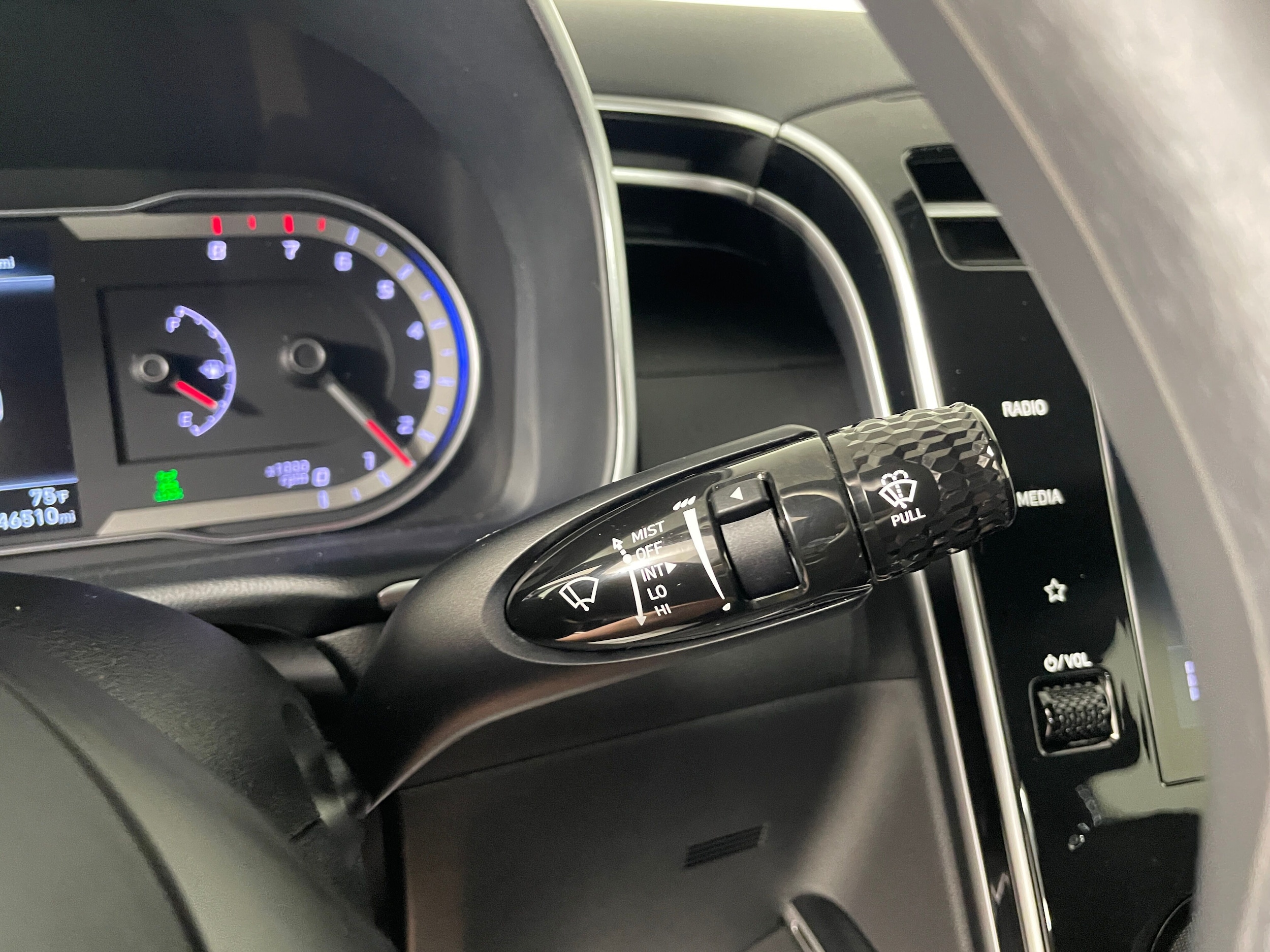 2023 Hyundai Santa Cruz SEL - Photo 11
