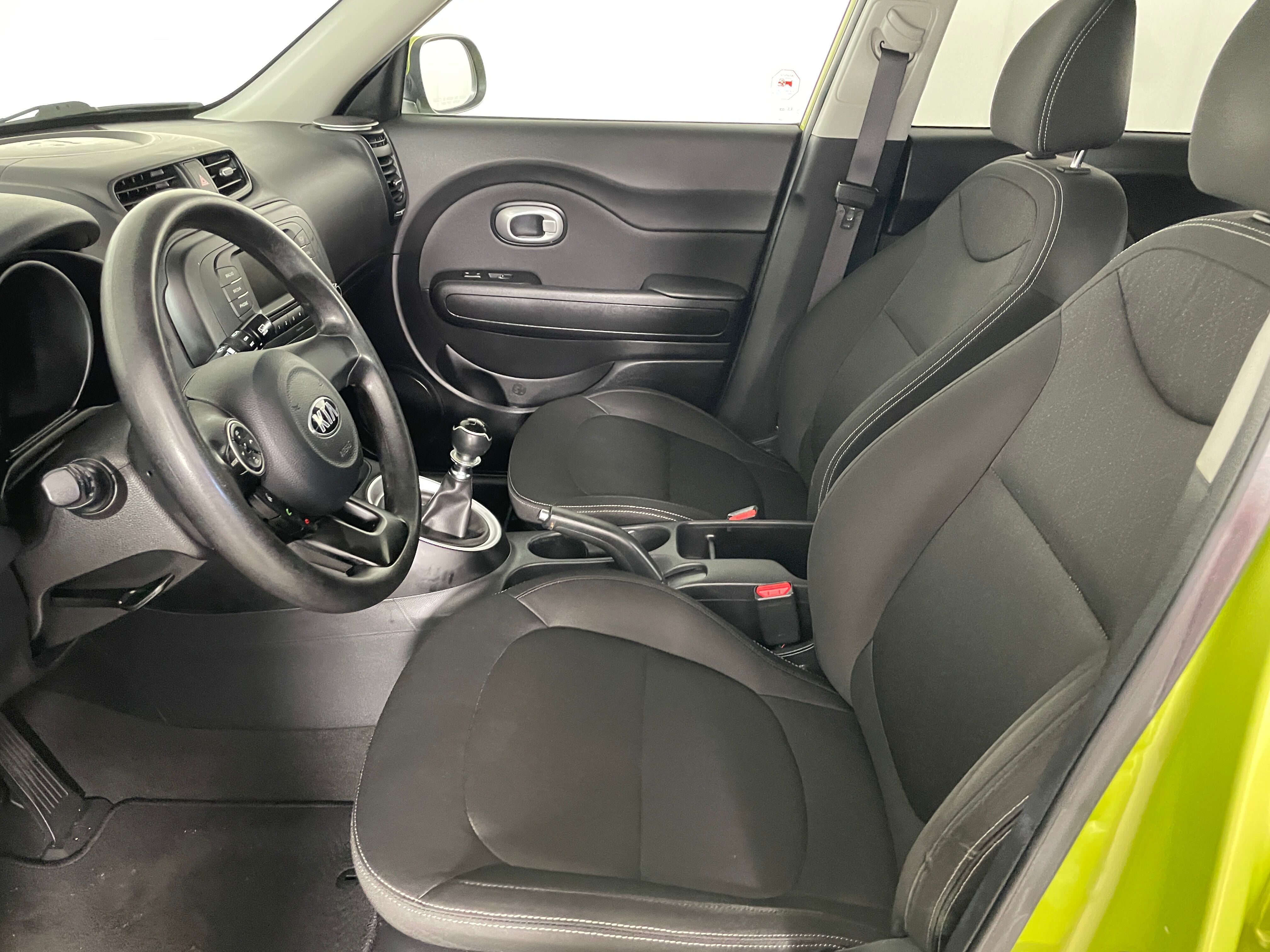 Used 2017 Kia Soul Base with VIN KNDJN2A26H7884000 for sale in Bremerton, WA