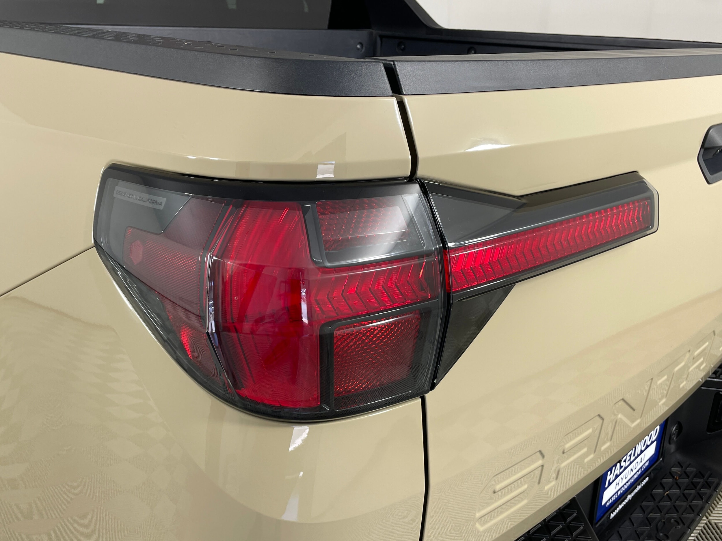 2023 Hyundai Santa Cruz SEL - Photo 17