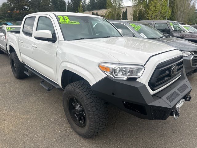 2023 Toyota Tacoma TRD Off Road V6 photo 2