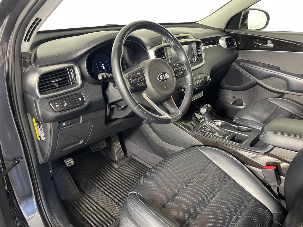 Used 2017 Kia Sorento 3.3L EX SUV