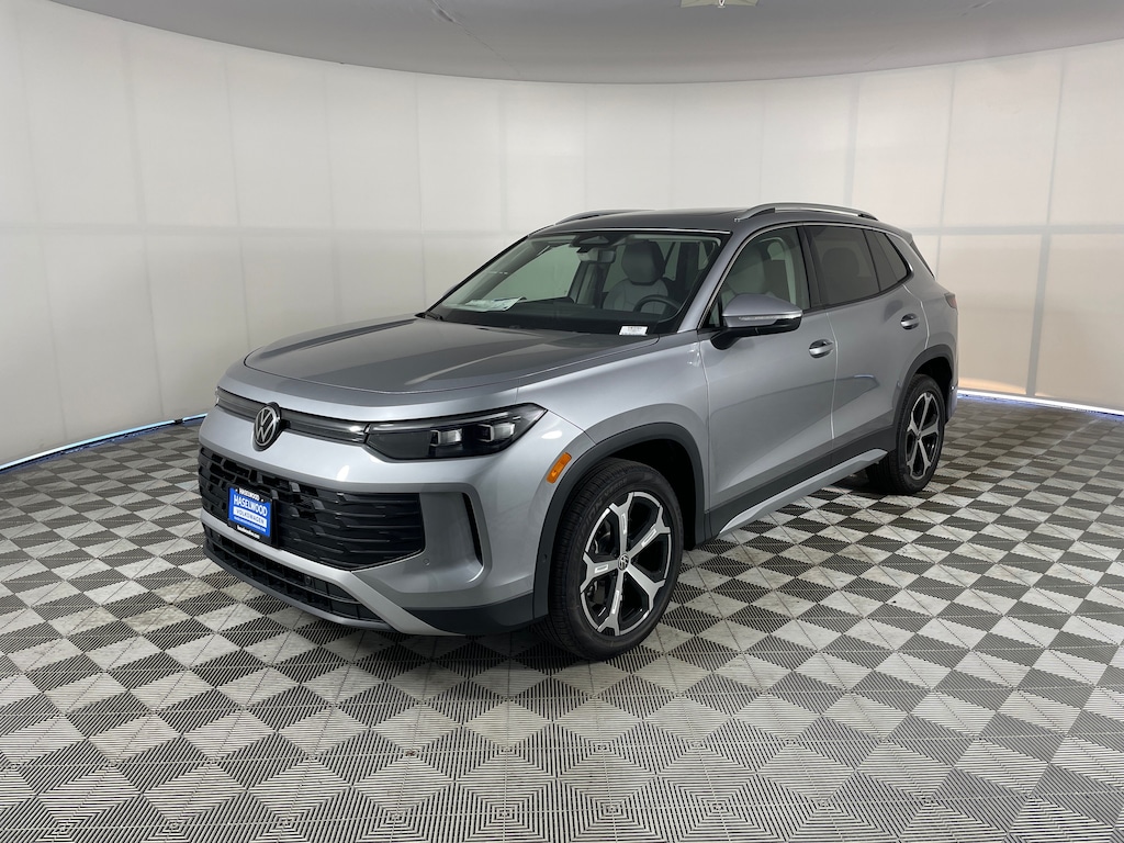 New 2026 Volkswagen Tiguan SE SUV
