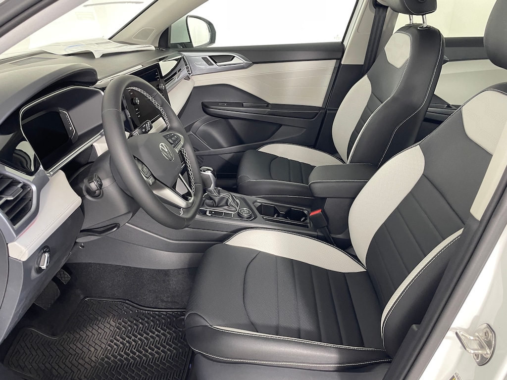 New 2026 Volkswagen Taos 1.5T SEL SUV