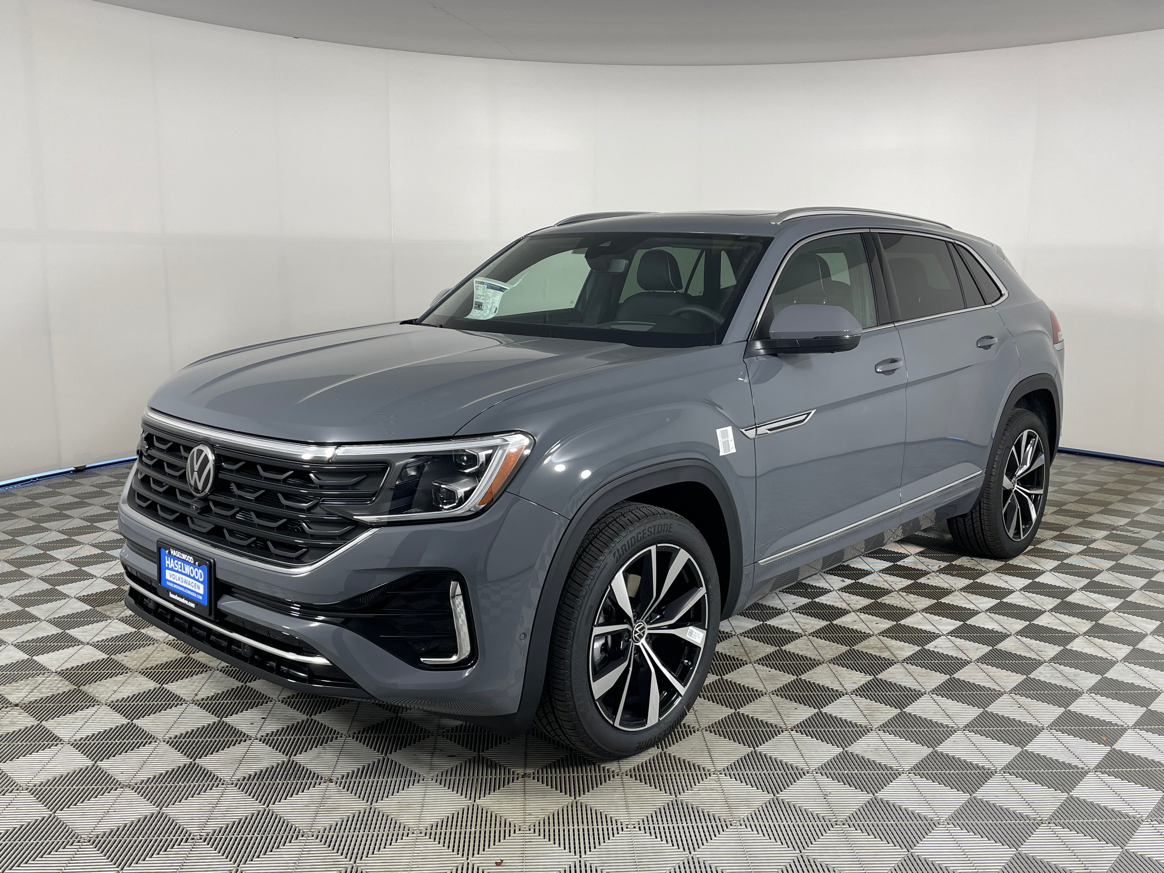 2026 Volkswagen Atlas Cross Sport SEL Premium R-Line SUV