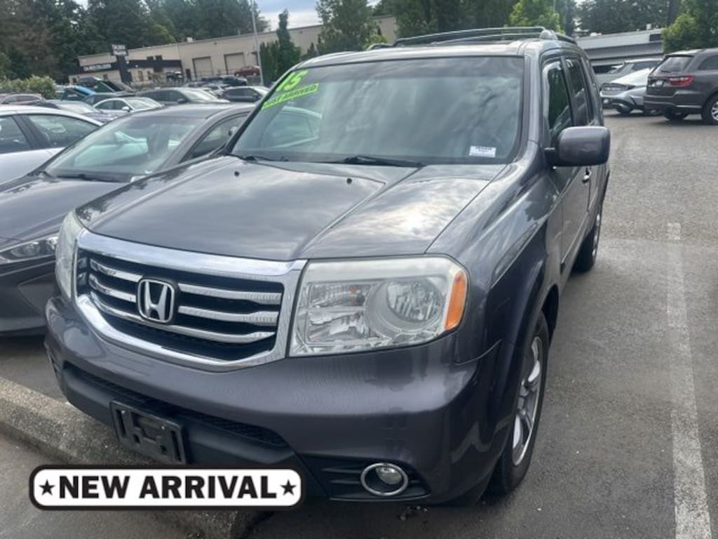 Used 2015 Honda Pilot SE AWD SUV