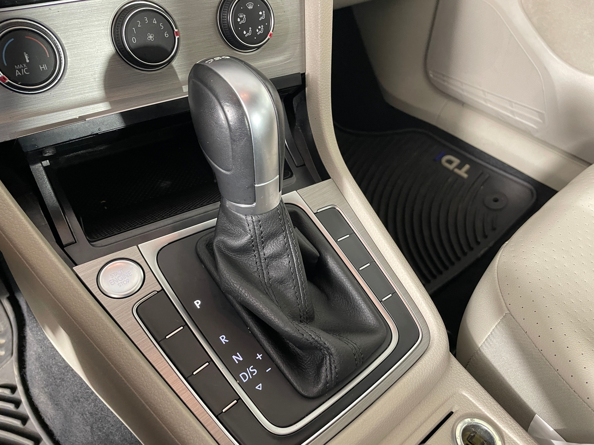 2015 Volkswagen Golf SportWagen TDI S - Photo 9