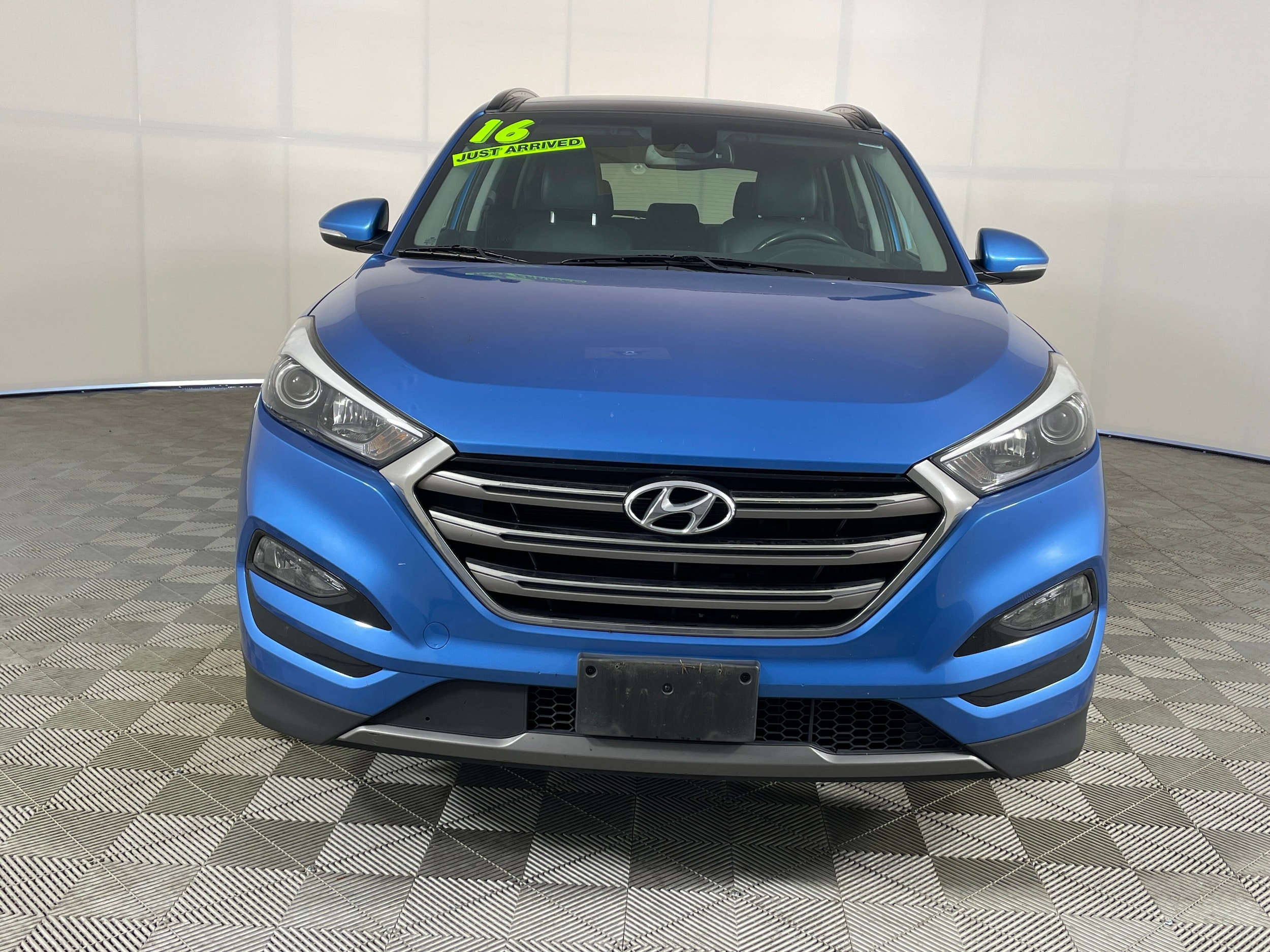 Used 2016 Hyundai Tucson Limited with VIN KM8J3CA26GU241234 for sale in Bremerton, WA