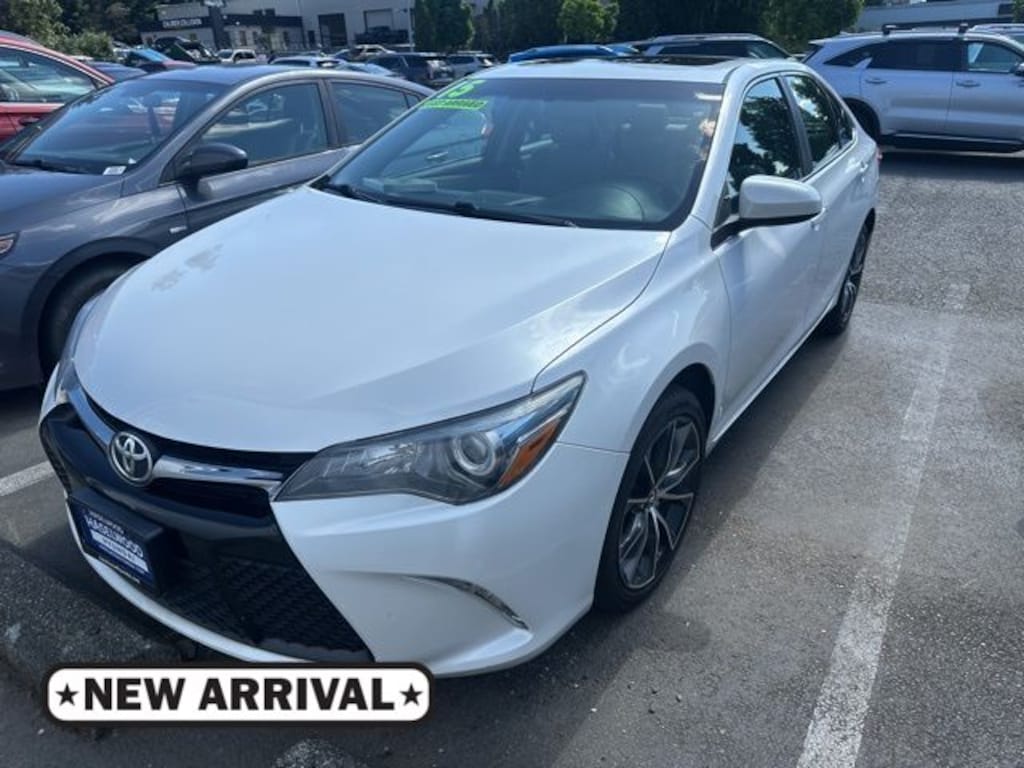Used 2015 Toyota Camry XSE Sedan