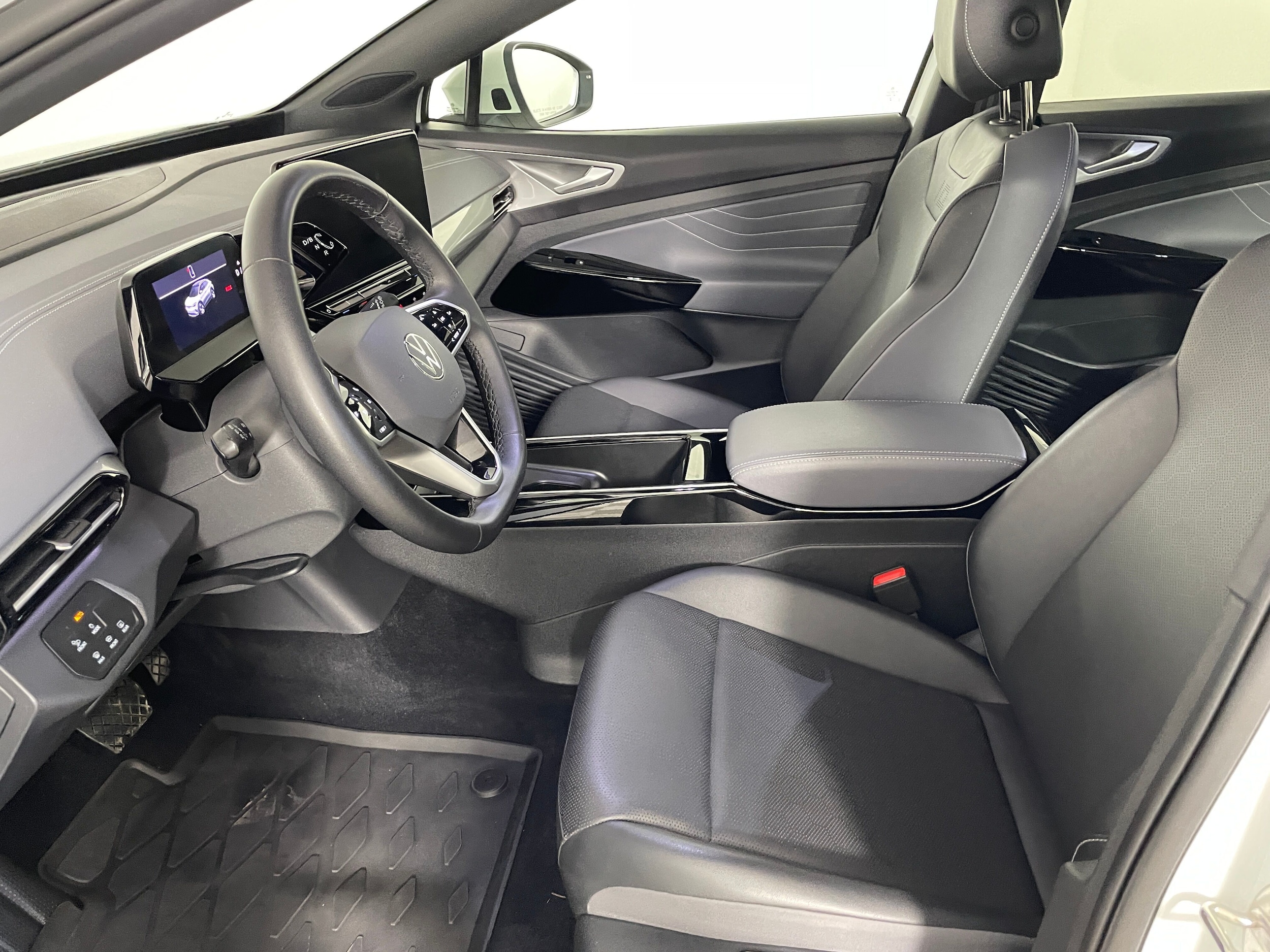 Used 2023 Volkswagen ID.4 PRO S with VIN 1V2WNPE87PC048394 for sale in Bremerton, WA