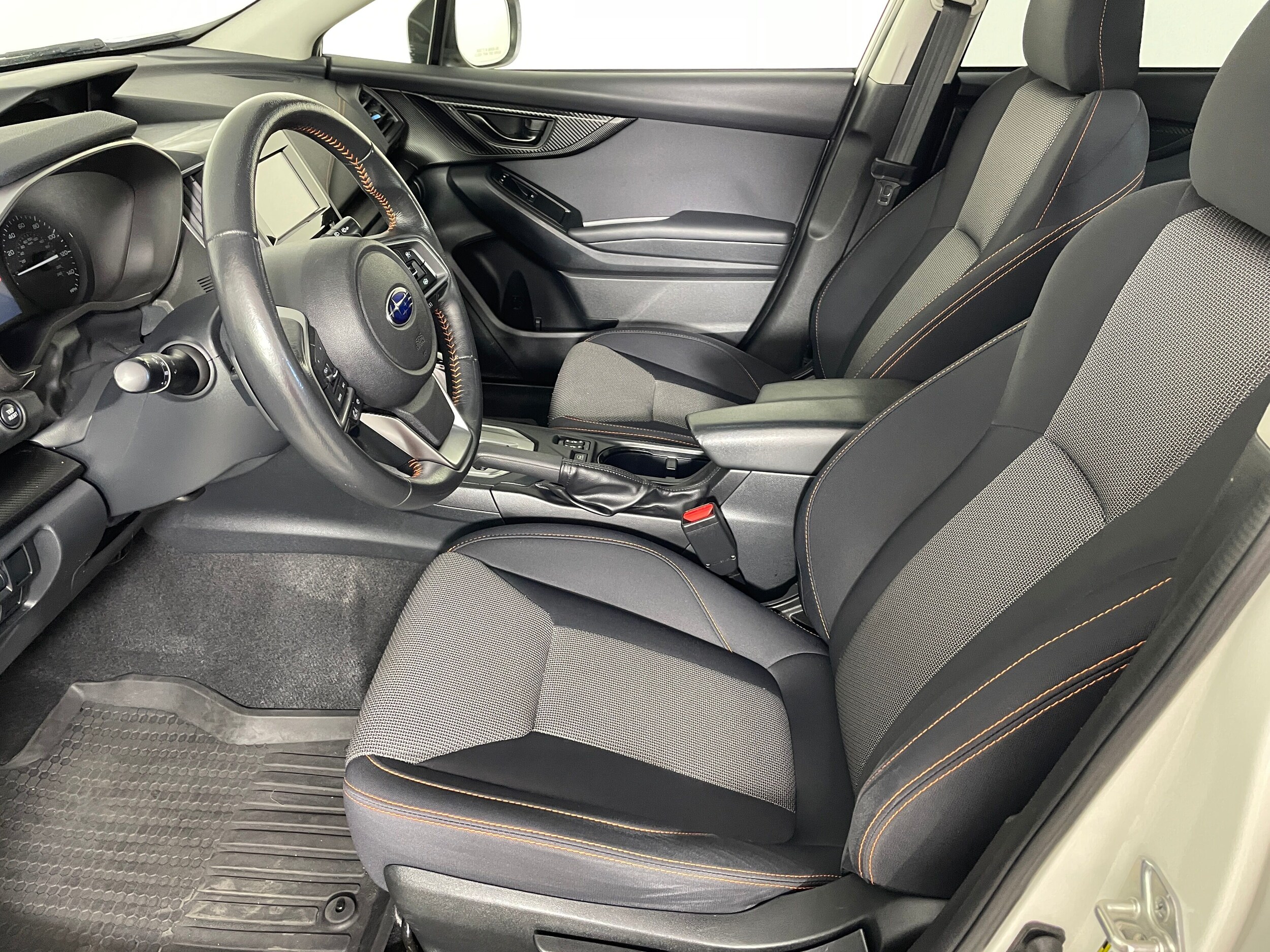 2022 Subaru Crosstrek Premium photo 2