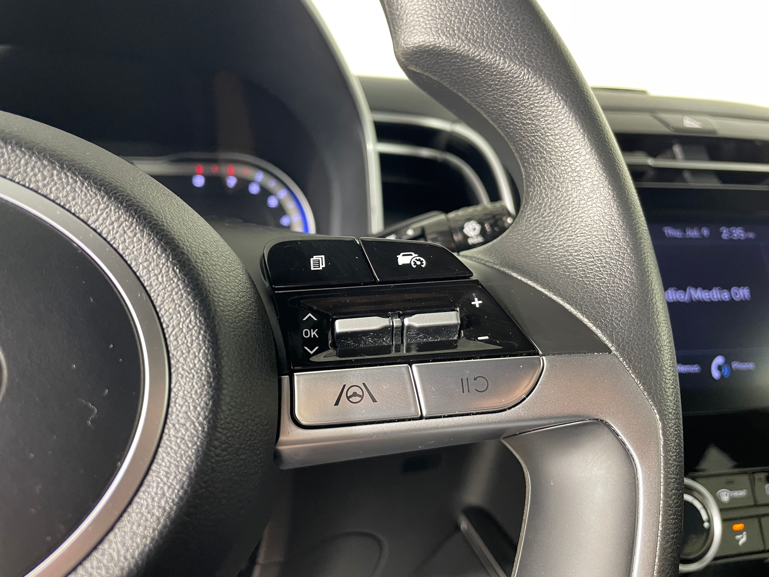 2023 Hyundai Santa Cruz SEL - Photo 9