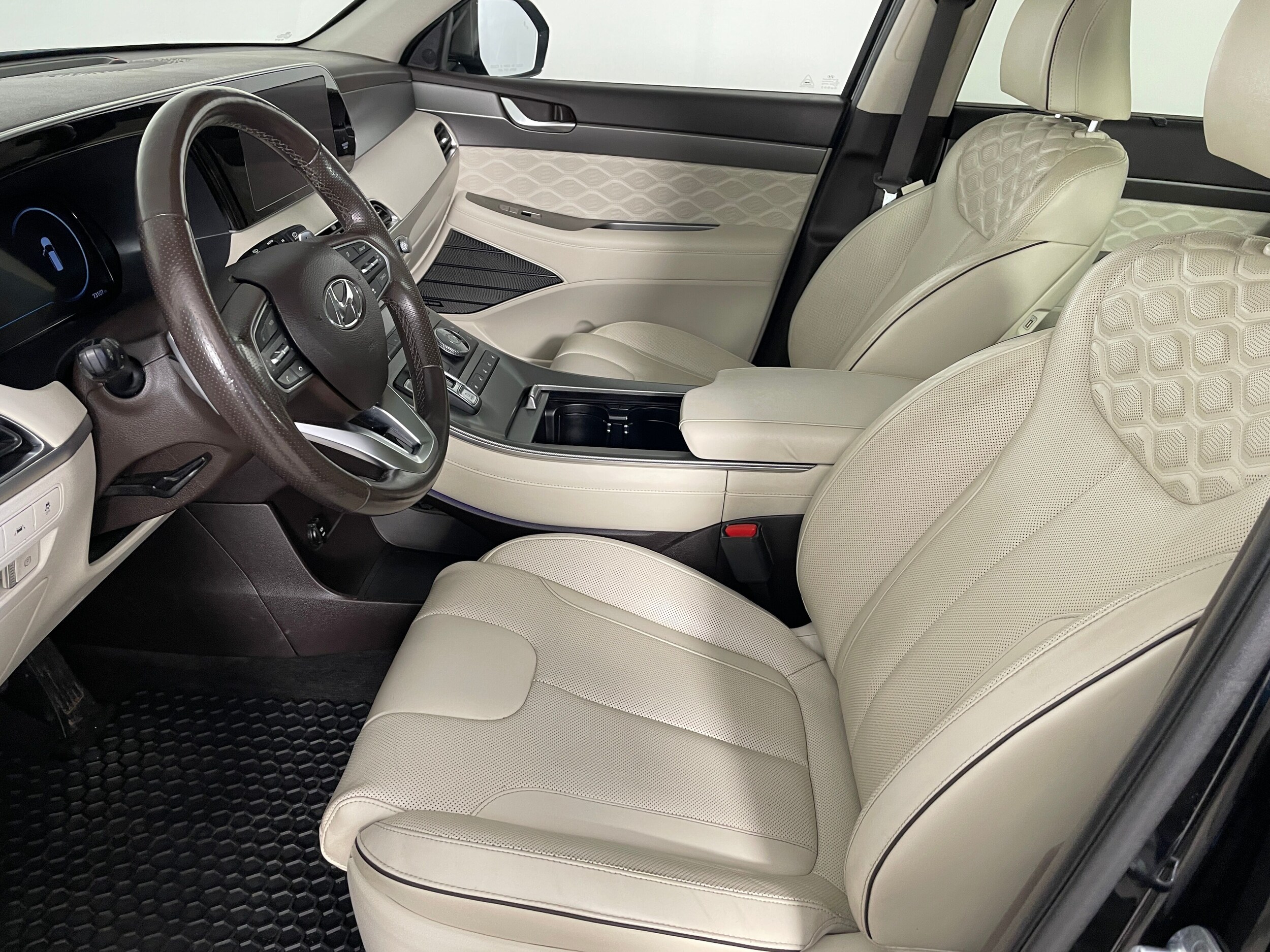 2020 Hyundai Palisade Limited photo 2