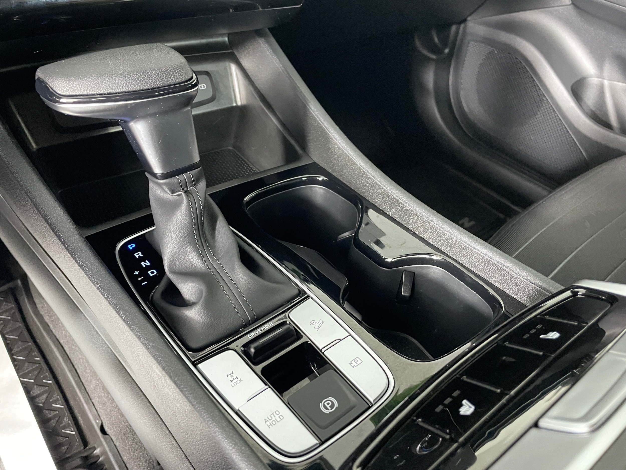 2023 Hyundai Santa Cruz SEL - Photo 8